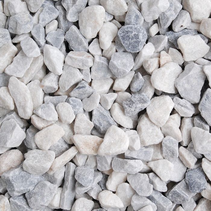 Long Rake Spar 20mm Polar Ice Chippings - Prepacked Bag