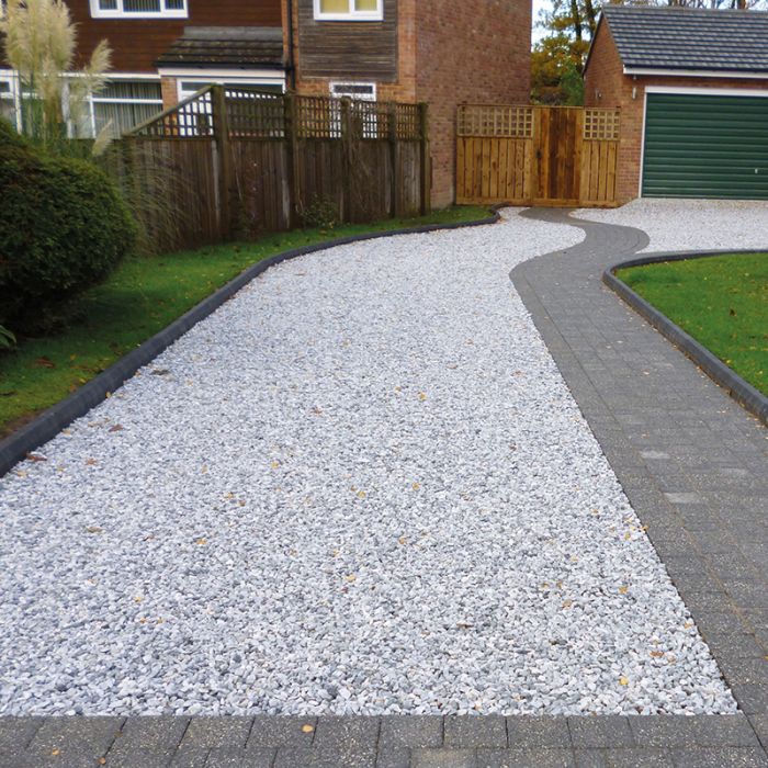 Chippings Ice Blue 14-20mm Bulk Bag