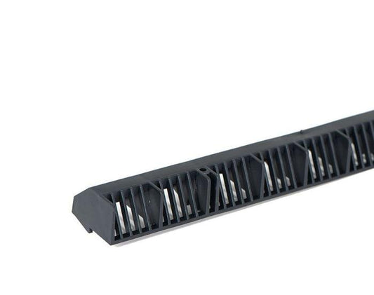 Over Fascia Vent 1mtr (10mm Airflow) Black