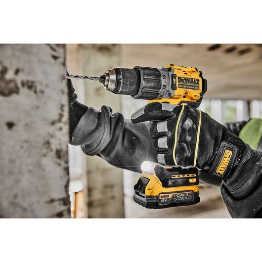DeWalt DCD805E2T-GB 18V XR G3 Hammer Drill Driver Kit