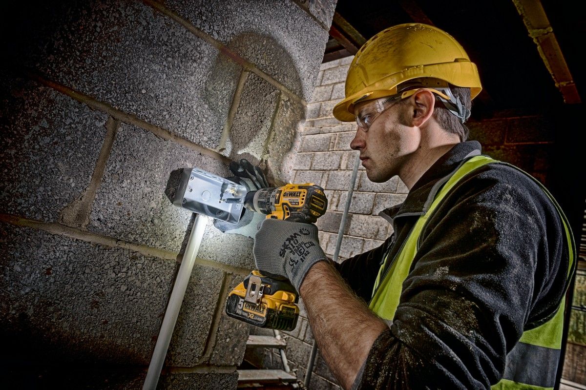 DeWalt DCD796N 18v XR Brushless Combi Drill (Body Only)