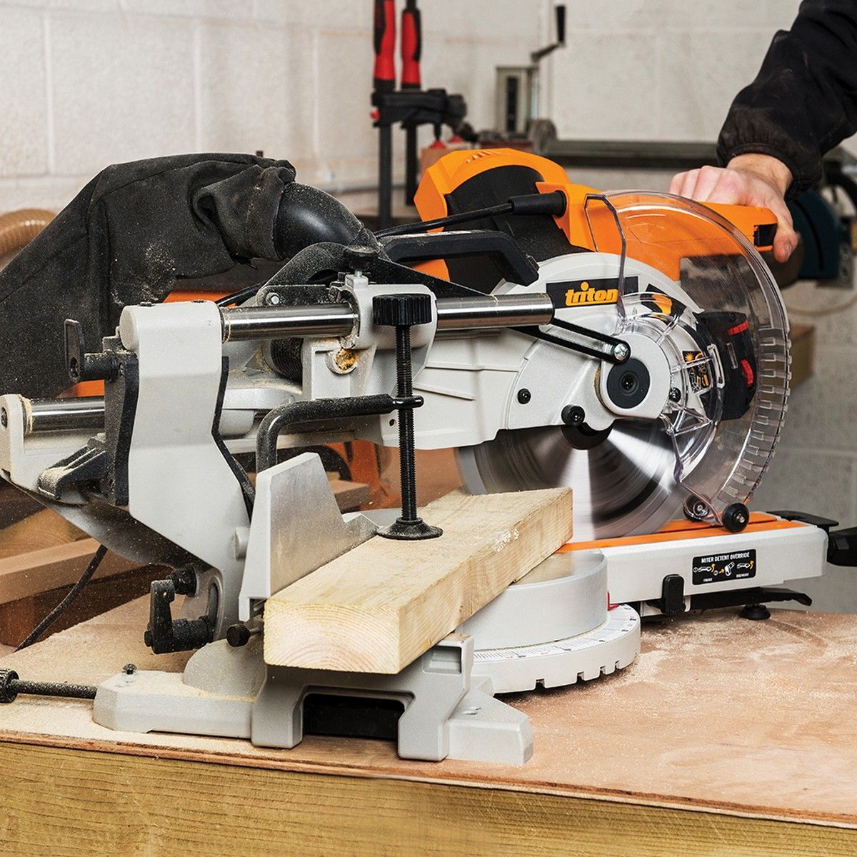 Triton 1800W Sliding Compound Mitre Saw 254mm