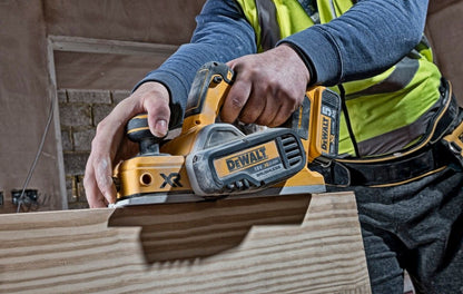 DeWalt DCP580N 18v XR Brushless Planer (Body Only)