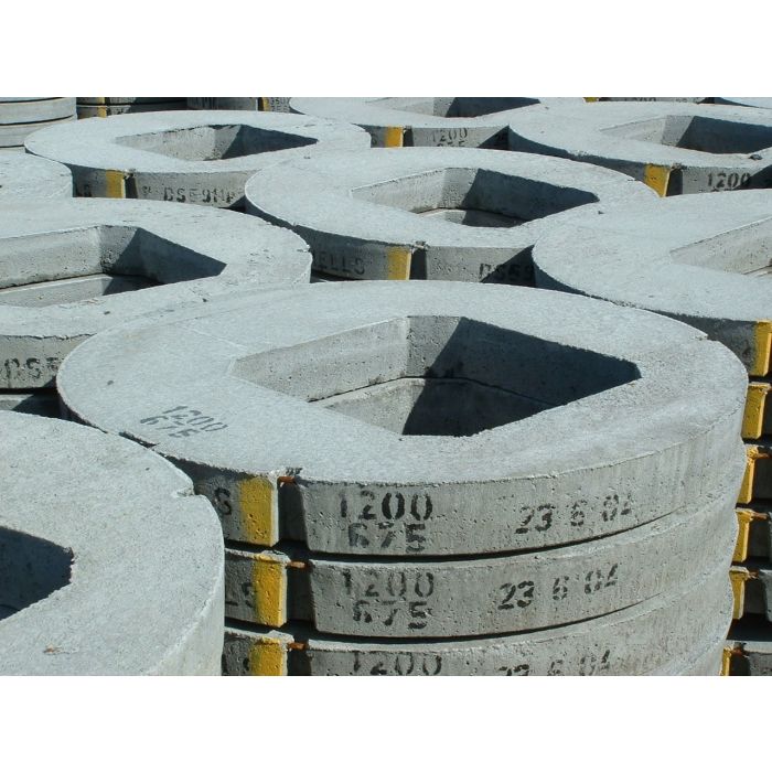 Cover Slab 1050mm Square Eccentric Access - 675 x 675mm - SRB4