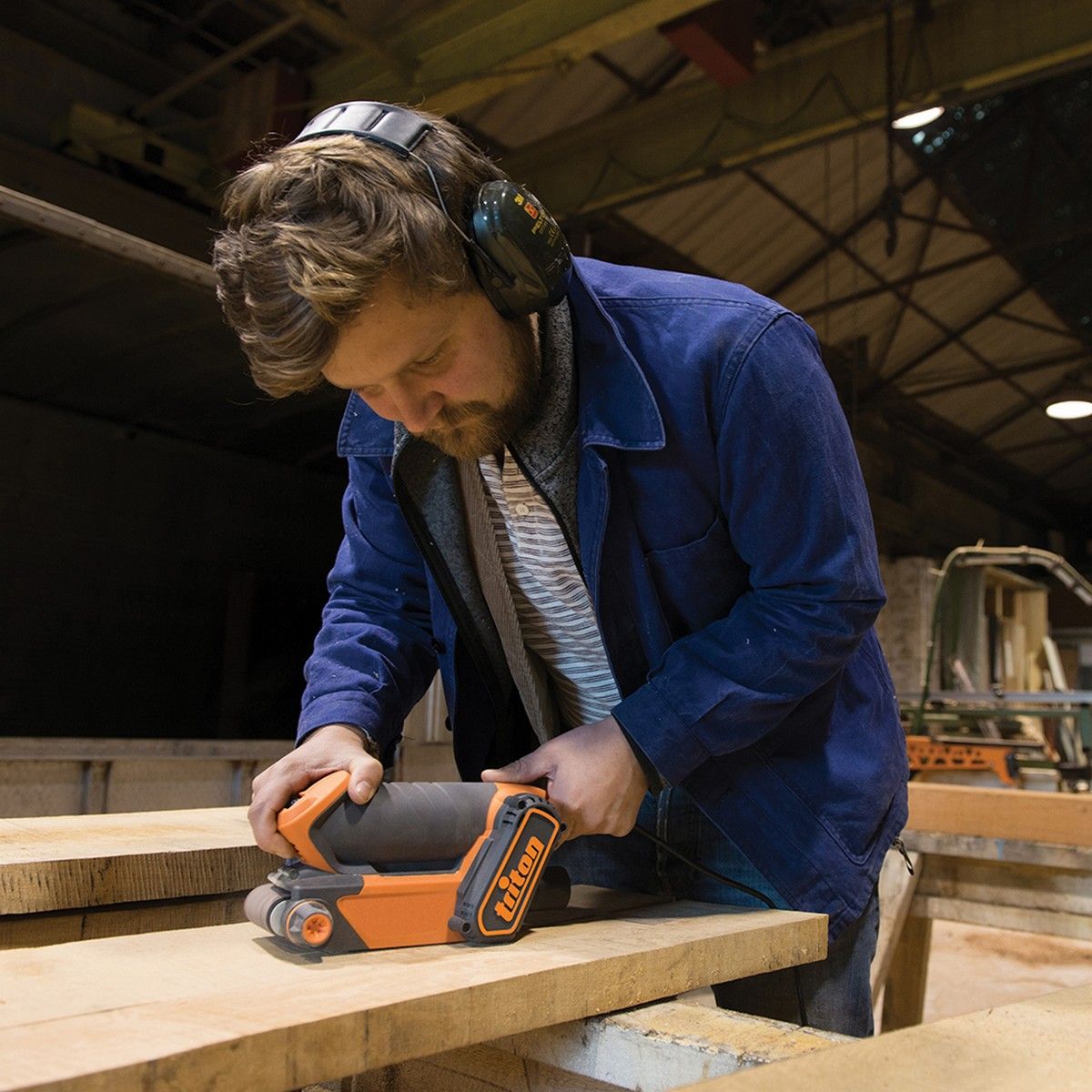 Triton 450W Palm Belt Sander 64mm