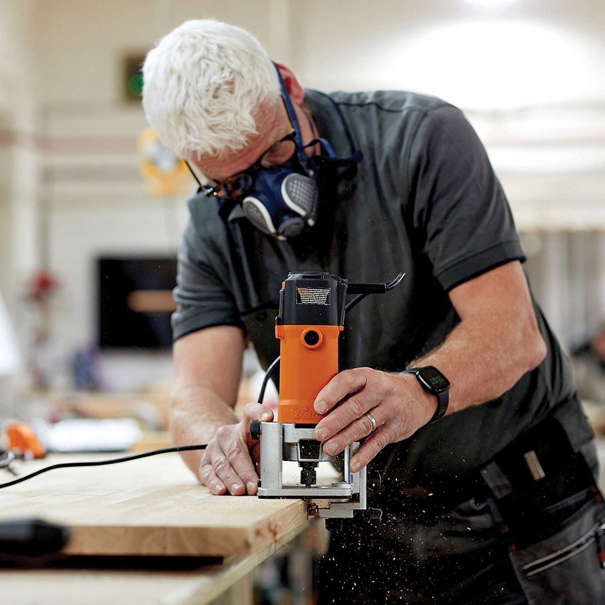Triton 880W Trimmer Router