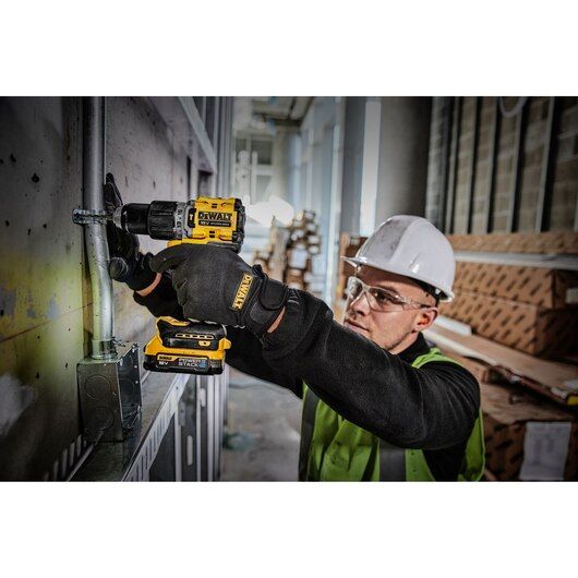 DeWalt DCD805E2T-GB 18V XR G3 Hammer Drill Driver Kit