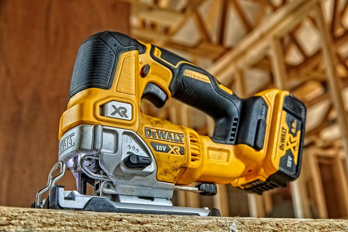 DeWalt DCS334N 18v XR Brushless Jigsaw (Body Only)