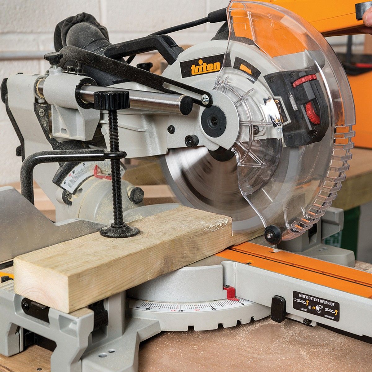 Triton 1800W Sliding Compound Mitre Saw 254mm